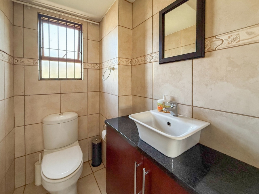 3 Bedroom Property for Sale in Melodie North West